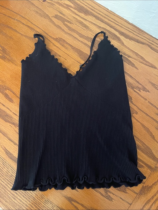 Free People Tops - Free people Black Ribbed Lettuce-Edge Cami Tank M/L